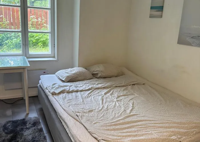 Διαμέρισμα Puutaloyksioe 1 Km Turun Rautatieasemalta *